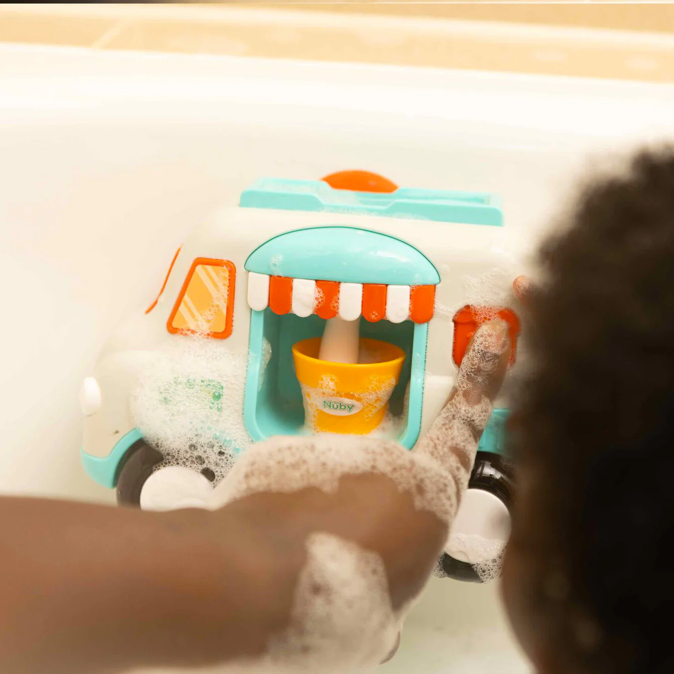 Ice Cream Machine Bubble Bath Toy - Image 3