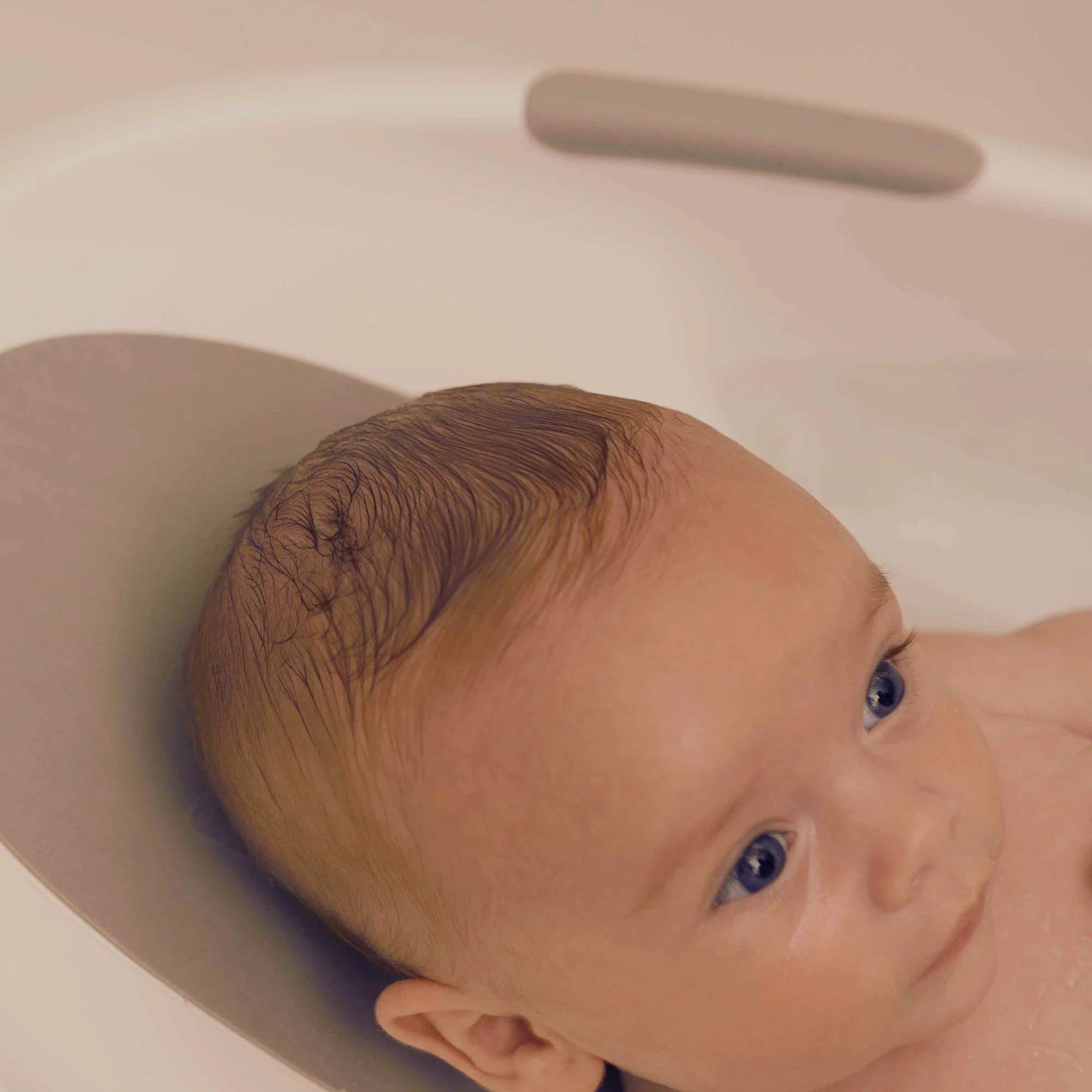 Newborn Baby Bath Bundle including Thermometer - Image 4